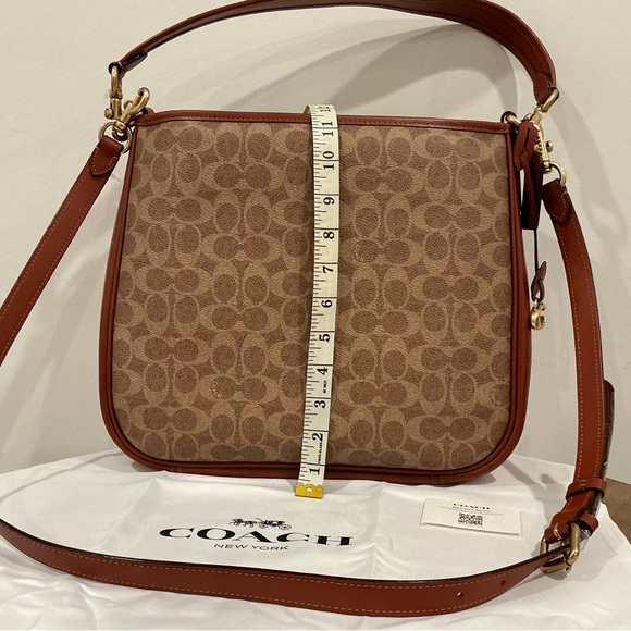 COACH
Coated Canvas Signature Cary Shoulder Bag - Picture 6 of 7